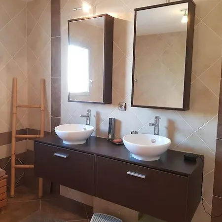 Maison Spacieuse Face Aux Pyrenees *