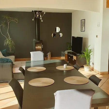 Maison Spacieuse Face Aux Pyrenees * Carla-Bayle