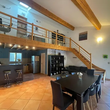 Maison Spacieuse Face Aux Pyrenees * Carla-Bayle