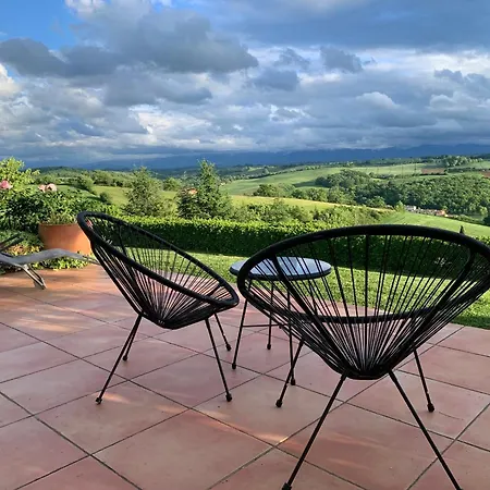 Maison Spacieuse Face Aux Pyrenees